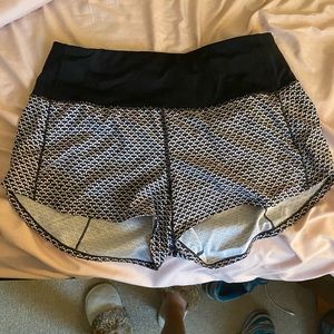 lululemon high rise speed up size 8